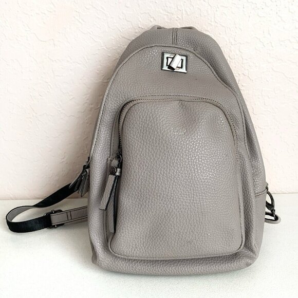 Tutilo Medium Backpack Gray Taupe Multiple Pockets Pebbled Finish Zip Strap - Picture 1 of 14